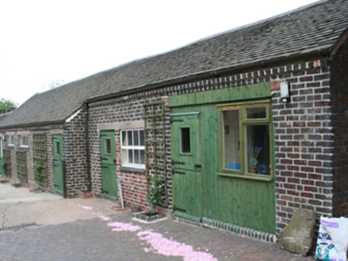 Little Hay Cattery - Staffordshire pet otel