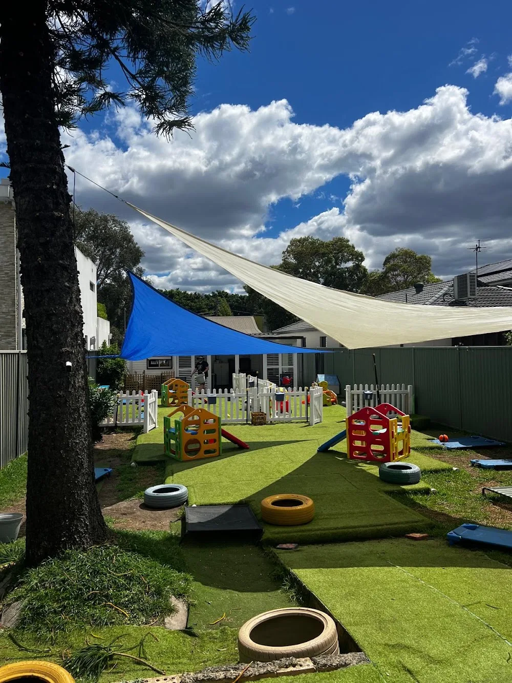 Dear Dog Daycare - Sydney pet otel