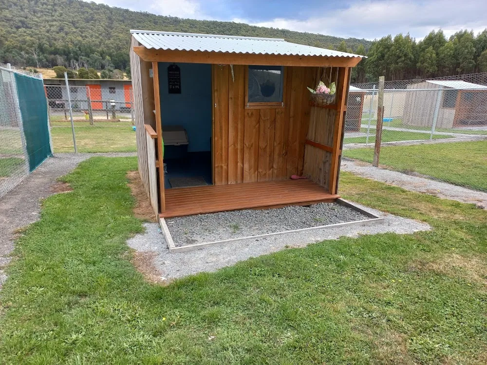 Barkers Boarding Kennels - Tasmania pet otel görseli 3