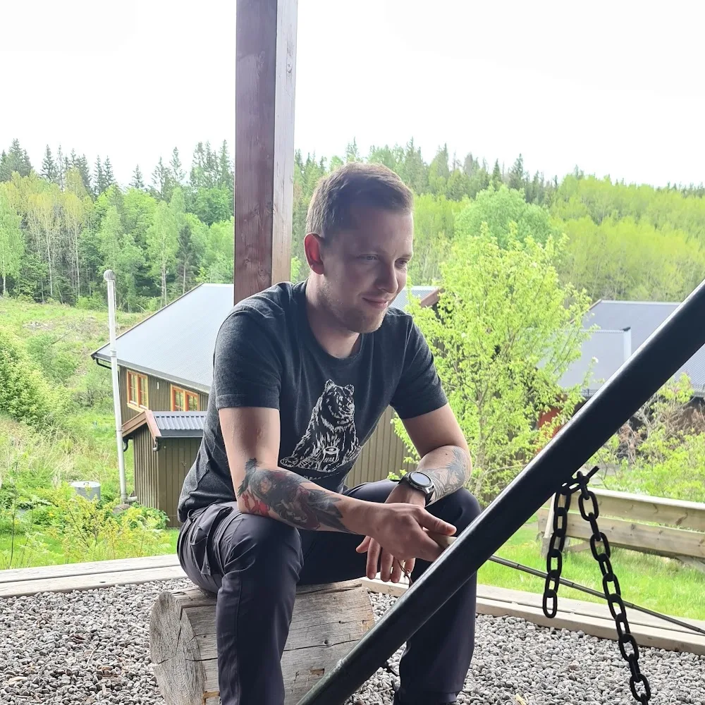 Kennel Bergtatt Slipp hunden løs - Telemark pet otel görseli 4