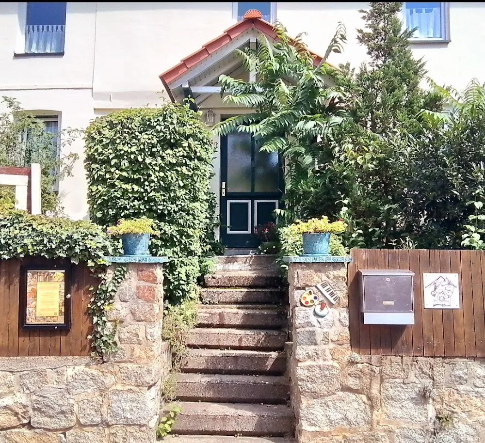 Das Tierhaus - Hildegard Kiehne - Thale pet otel