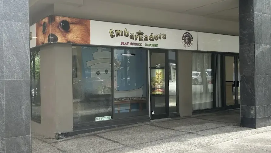 Embarkadero Doggy Daycare - Vancouver pet otel