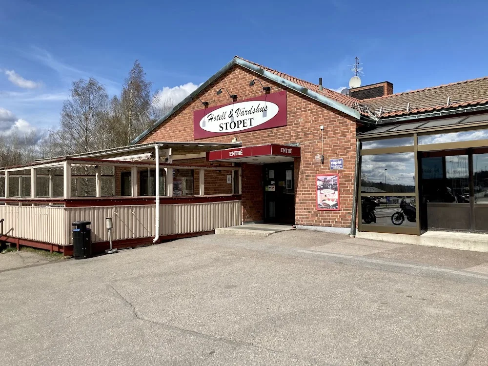 Värdshuset Stopet AB Hotell - Västmanland pet otel