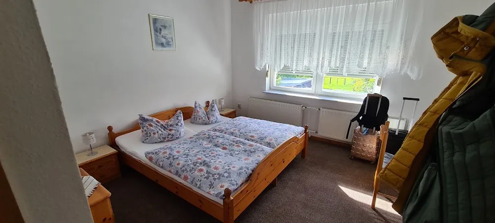 Gasthof Pension Bergquelle - Wandlitz pet otel görseli 3