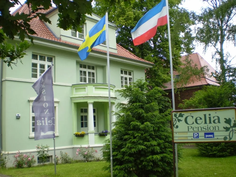 Pension Celia - Wismar pet otel